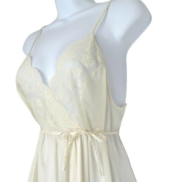 Vintage 70s Full Length Sweeping Nylon Slip Nightgown S White Lace Slit Leg Tie - Picture 10 of 12